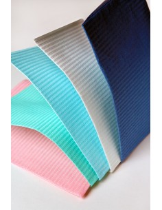 Servilletas, baberos desechables. Caja de 500 unds. Color...